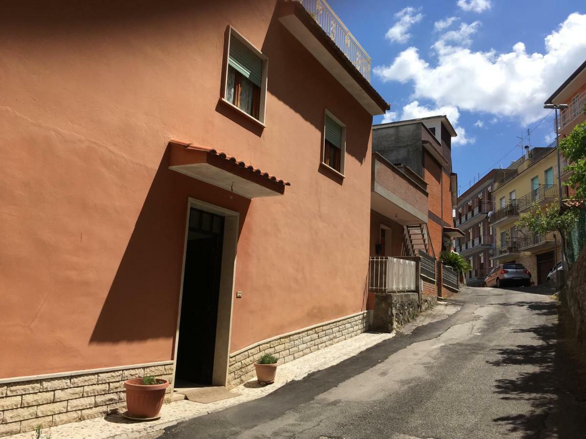 Appartamento Di Giuseppe Sonnino Exterior photo