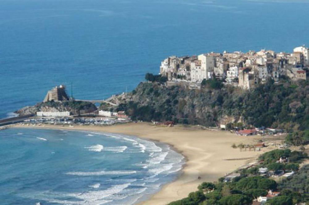 Appartamento Di Giuseppe Sonnino Exterior photo